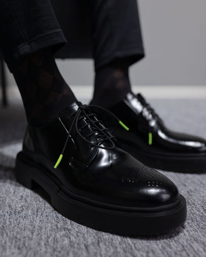 Derbies "Neo-Classic" – Cuir Noir & Détails Techniques